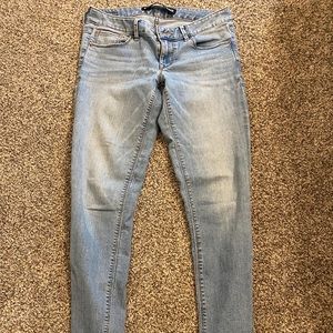 Express skinny ankle jeans. Size 4